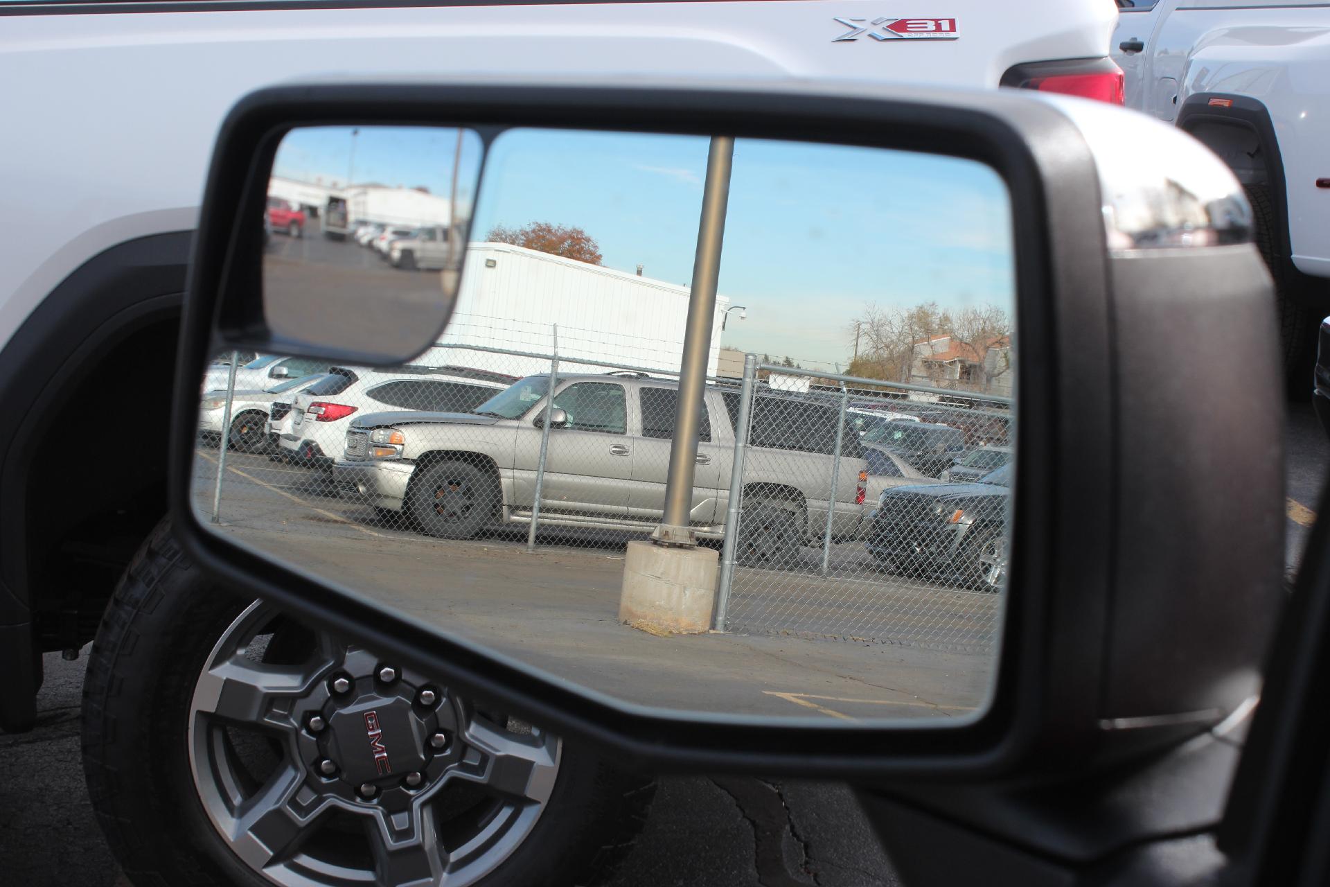 2024 GMC Sierra 1500 Vehicle Photo in AURORA, CO 80012-4011