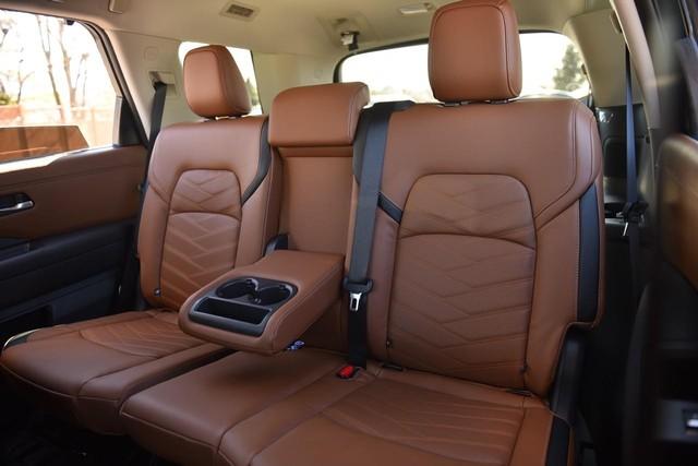 2025 Nissan Pathfinder Vehicle Photo in Ballwin, MO 63011
