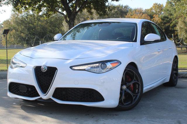 2019 Alfa Romeo Giulia Vehicle Photo in HOUSTON, TX 77090