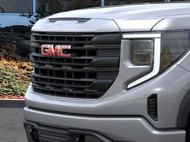 2025 GMC Sierra 1500 Vehicle Photo in ZELIENOPLE, PA 16063-2910