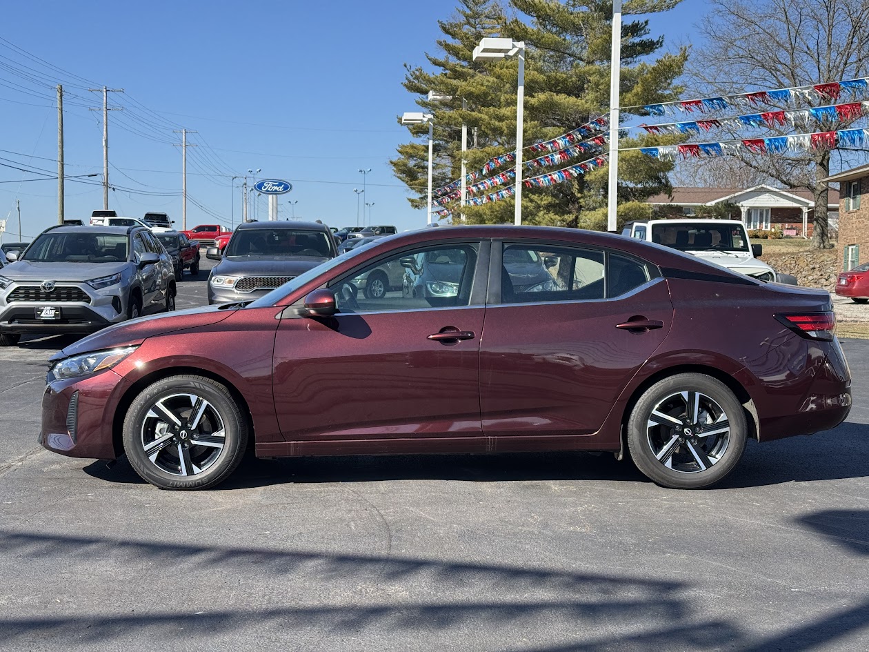 2024 Nissan Sentra Vehicle Photo in BOONVILLE, IN 47601-9633