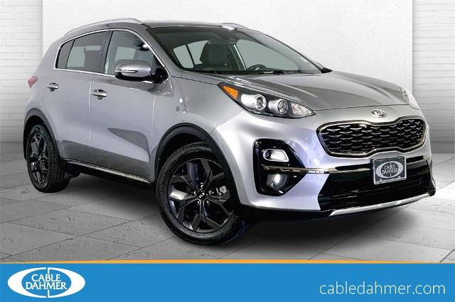 2021 Kia Sportage Vehicle Photo in Lees Summit, MO 64086