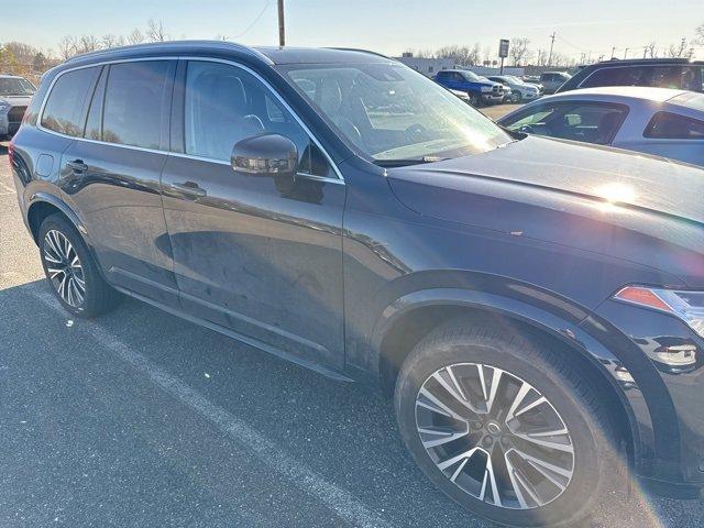 2022 Volvo XC90 Vehicle Photo in Trevose, PA 19053