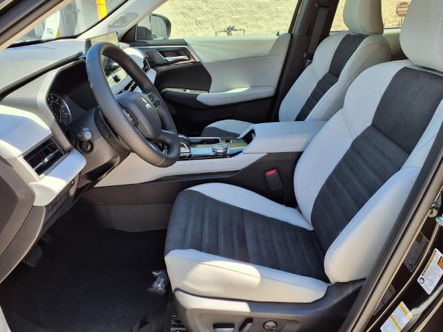 2025 Mitsubishi Outlander Vehicle Photo in Tampa, FL 33612