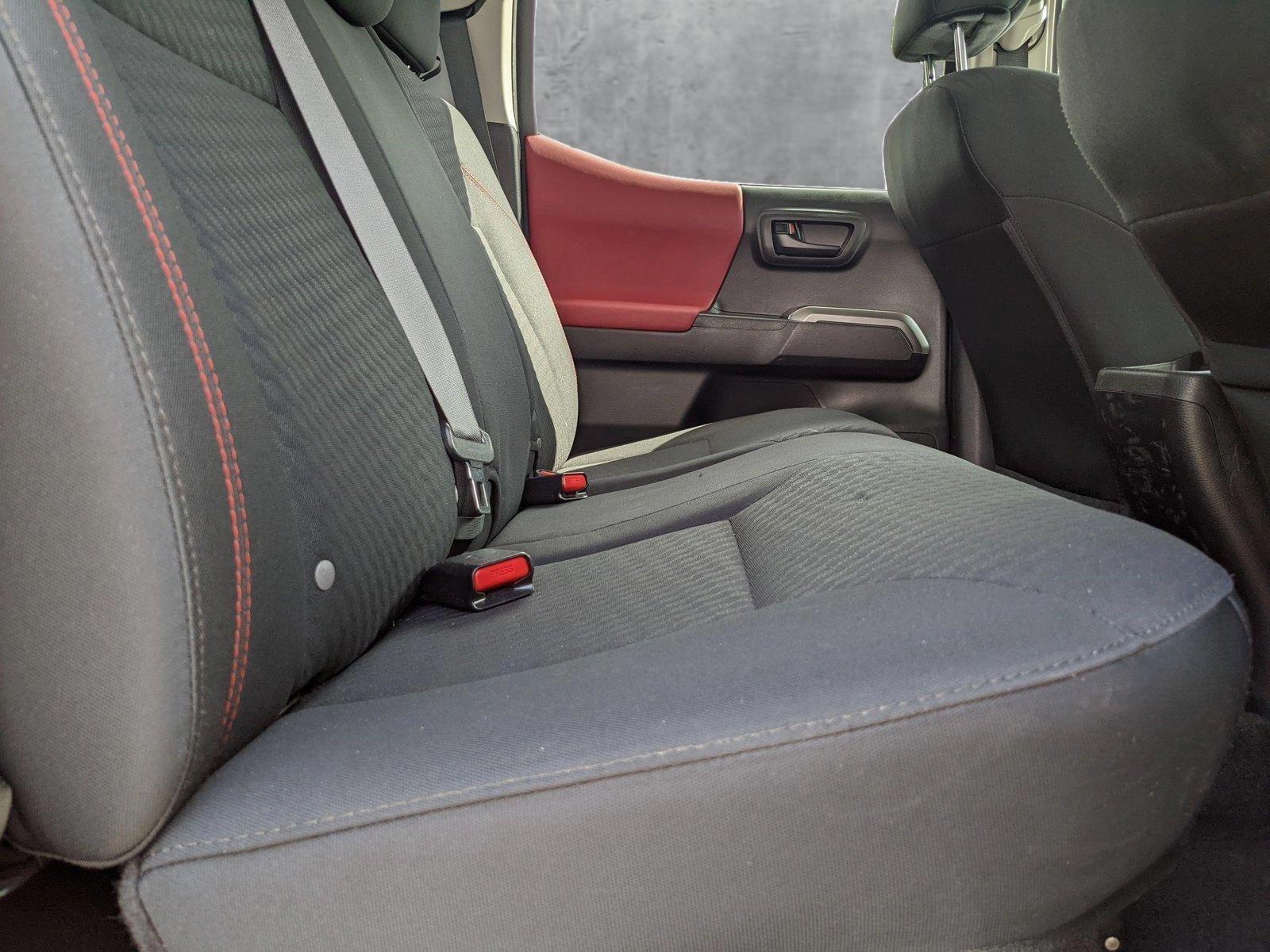 2021 Toyota Tacoma 2WD Vehicle Photo in Jacksonville, FL 32256