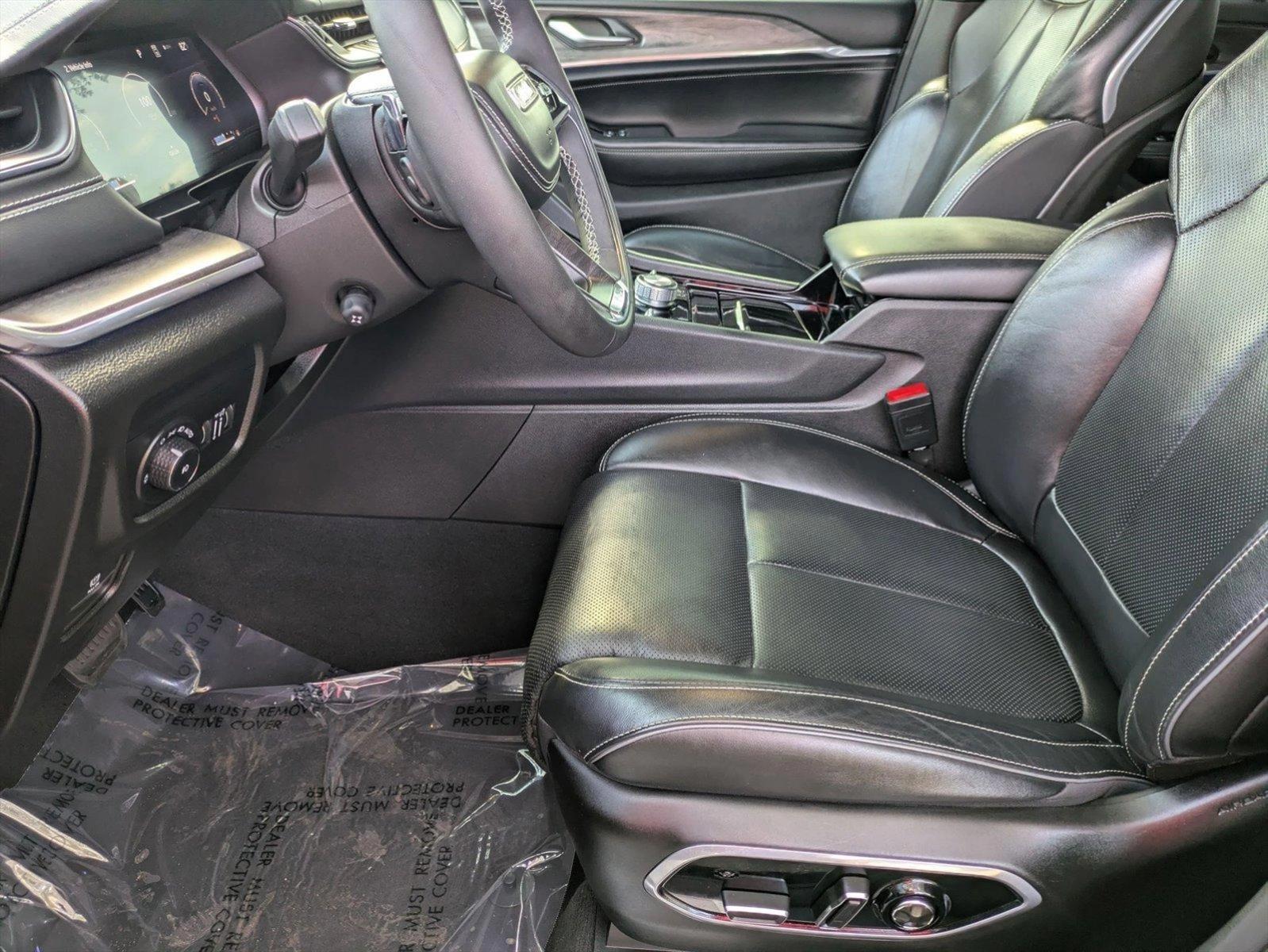2023 Jeep Grand Cherokee Vehicle Photo in GREENACRES, FL 33463-3207