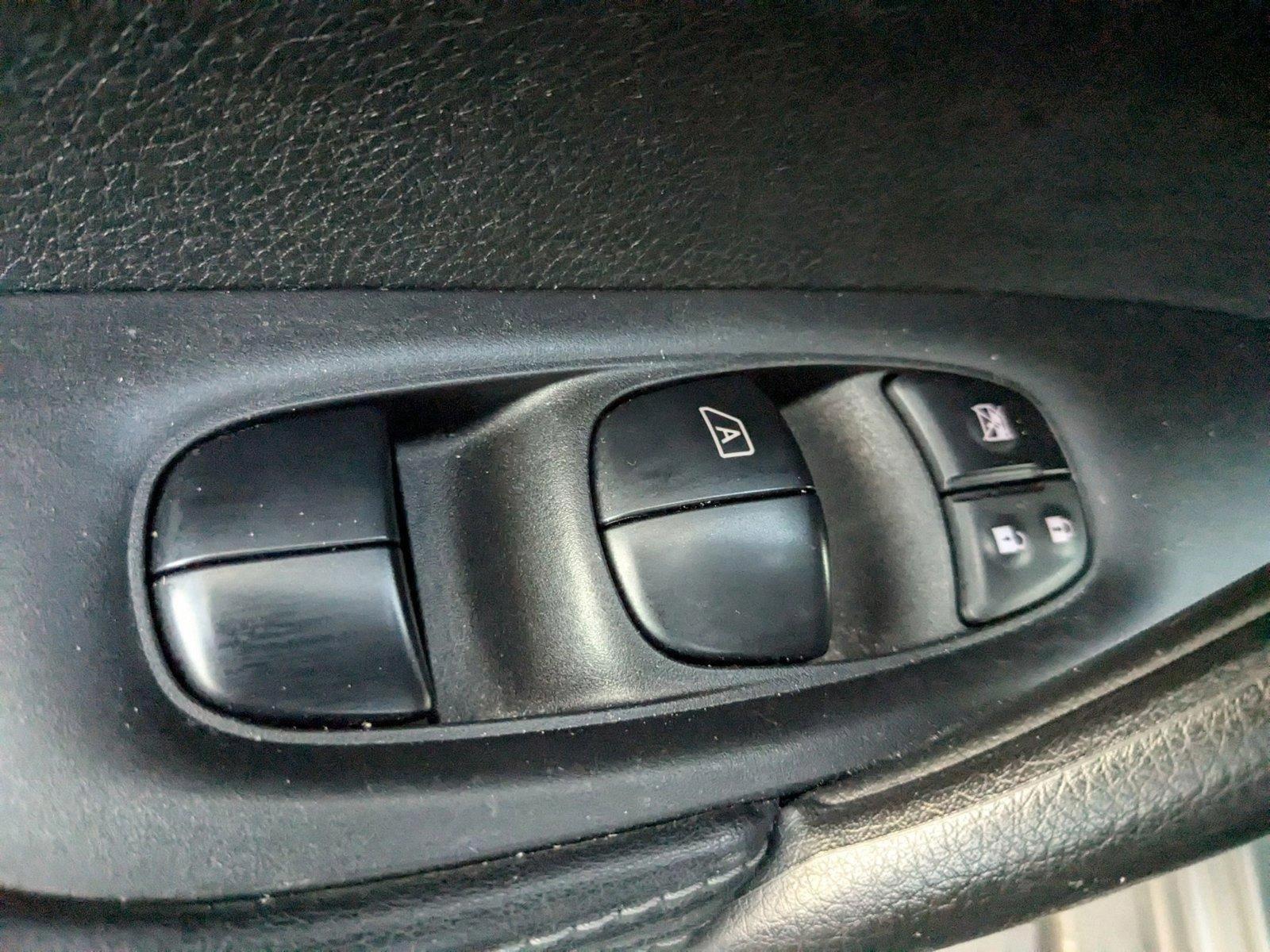 2019 Nissan Rogue Sport Vehicle Photo in Miami, FL 33135