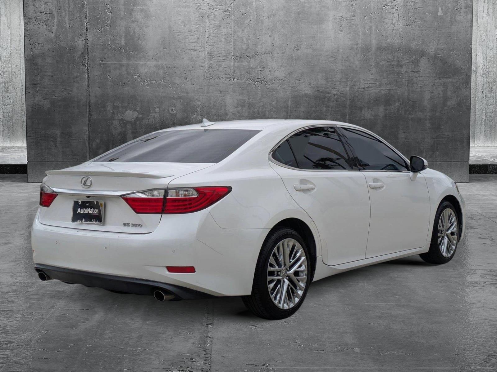 2014 Lexus ES 350 Vehicle Photo in Tustin, CA 92782