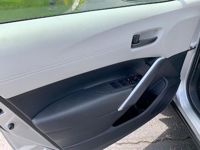 2024 Toyota Corolla Cross Vehicle Photo in MOON TOWNSHIP, PA 15108-2571