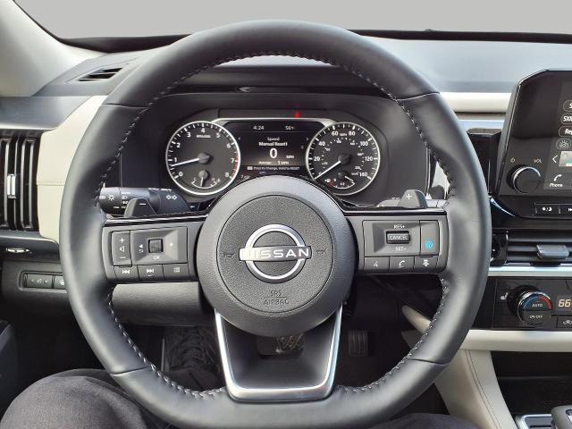 2025 Nissan Pathfinder Vehicle Photo in Oshkosh, WI 54904