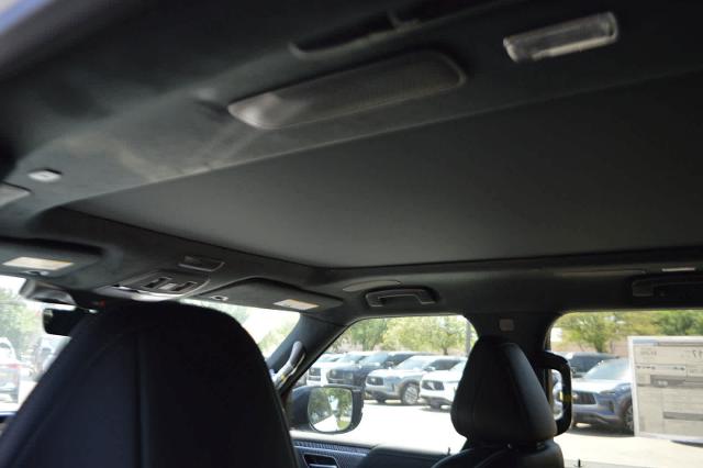 2025 INFINITI QX80 Vehicle Photo in Houston, TX 77090
