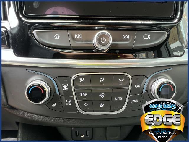 2022 Chevrolet Traverse Vehicle Photo in Roslyn, NY 11576