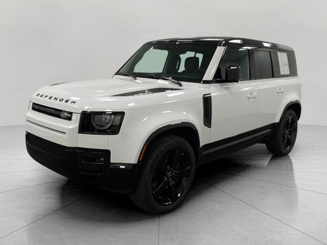 2025 Defender Vehicle Photo in Appleton, WI 54913