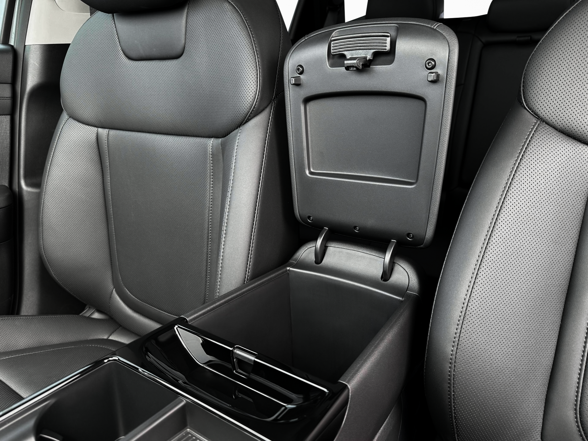 2025 Hyundai TUCSON Hybrid Vehicle Photo in Peoria, IL 61615