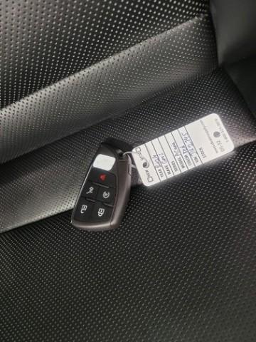 2024 GMC Acadia Vehicle Photo in MANITOWOC, WI 54220-5838