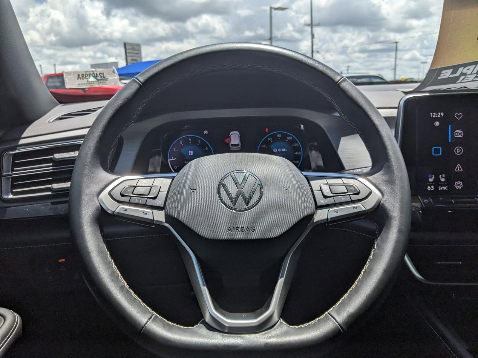 2024 Volkswagen Atlas Cross Sport Vehicle Photo in Seguin, TX 78155