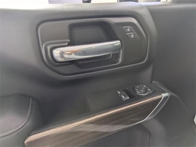 2022 Chevrolet Silverado 2500 HD Vehicle Photo in ENGLEWOOD, CO 80113-6708