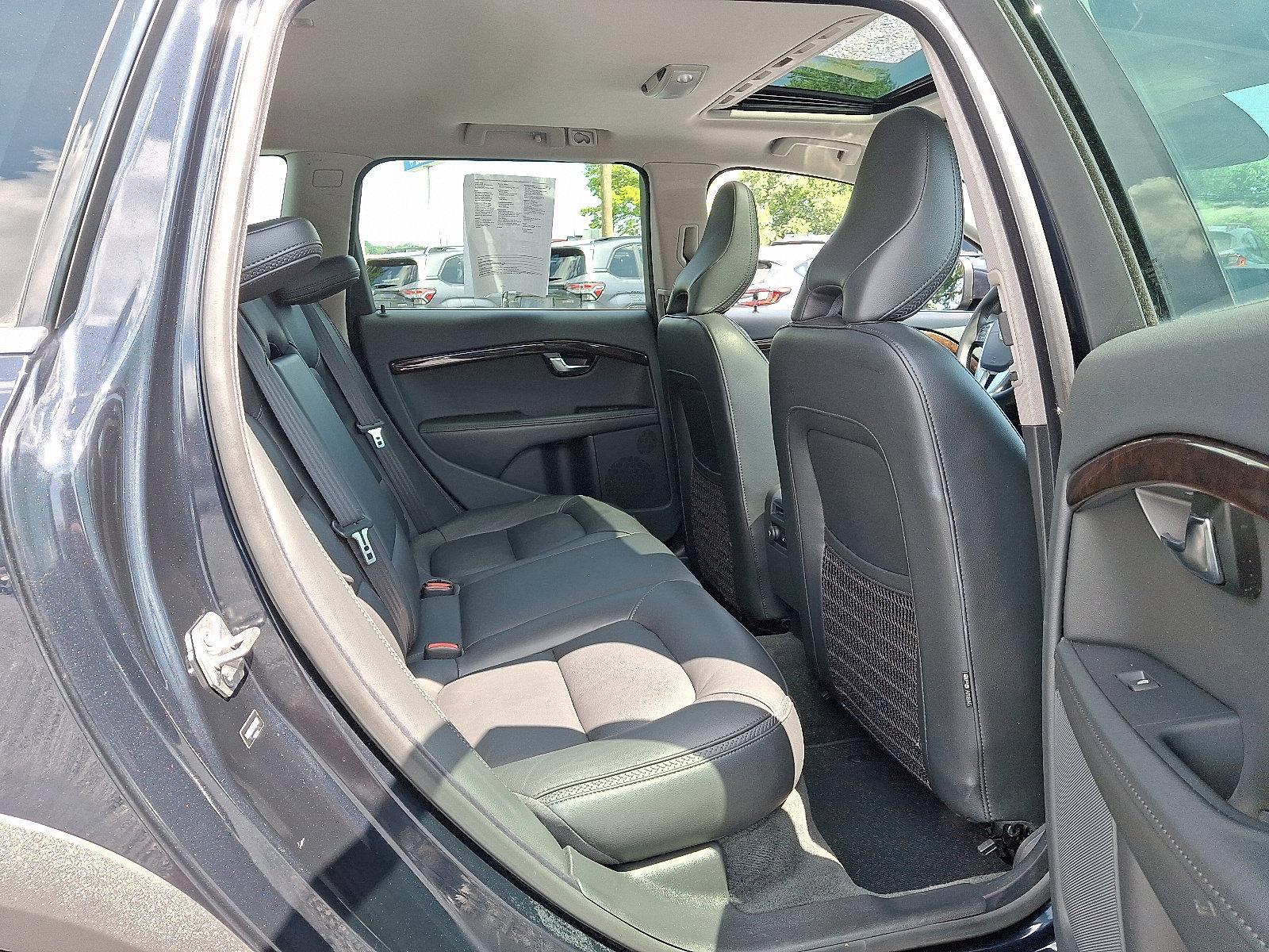 2016 Volvo XC70 Vehicle Photo in Harrisburg, PA 17111