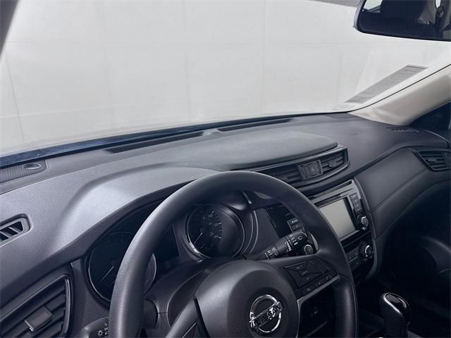 2019 Nissan Rogue Vehicle Photo in Everett, WA 98204