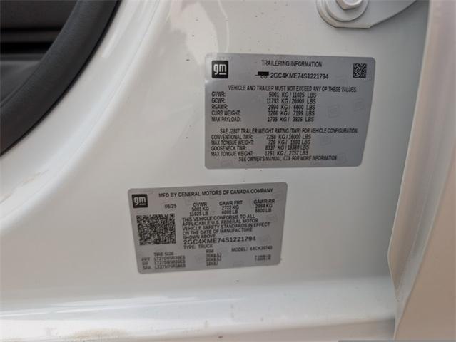 2025 Chevrolet Silverado 2500 HD Vehicle Photo in ENGLEWOOD, CO 80113-6708