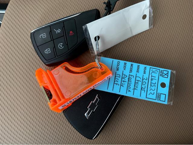 2025 Chevrolet Equinox Vehicle Photo in BEAUFORT, SC 29906-4218