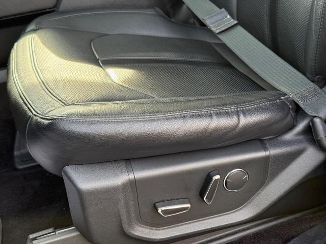 2019 Ford Expedition Vehicle Photo in COLUMBIA, MO 65203-3903