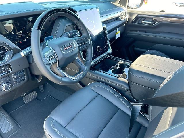 2025 GMC Yukon XL Vehicle Photo in GOODYEAR, AZ 85338-1310