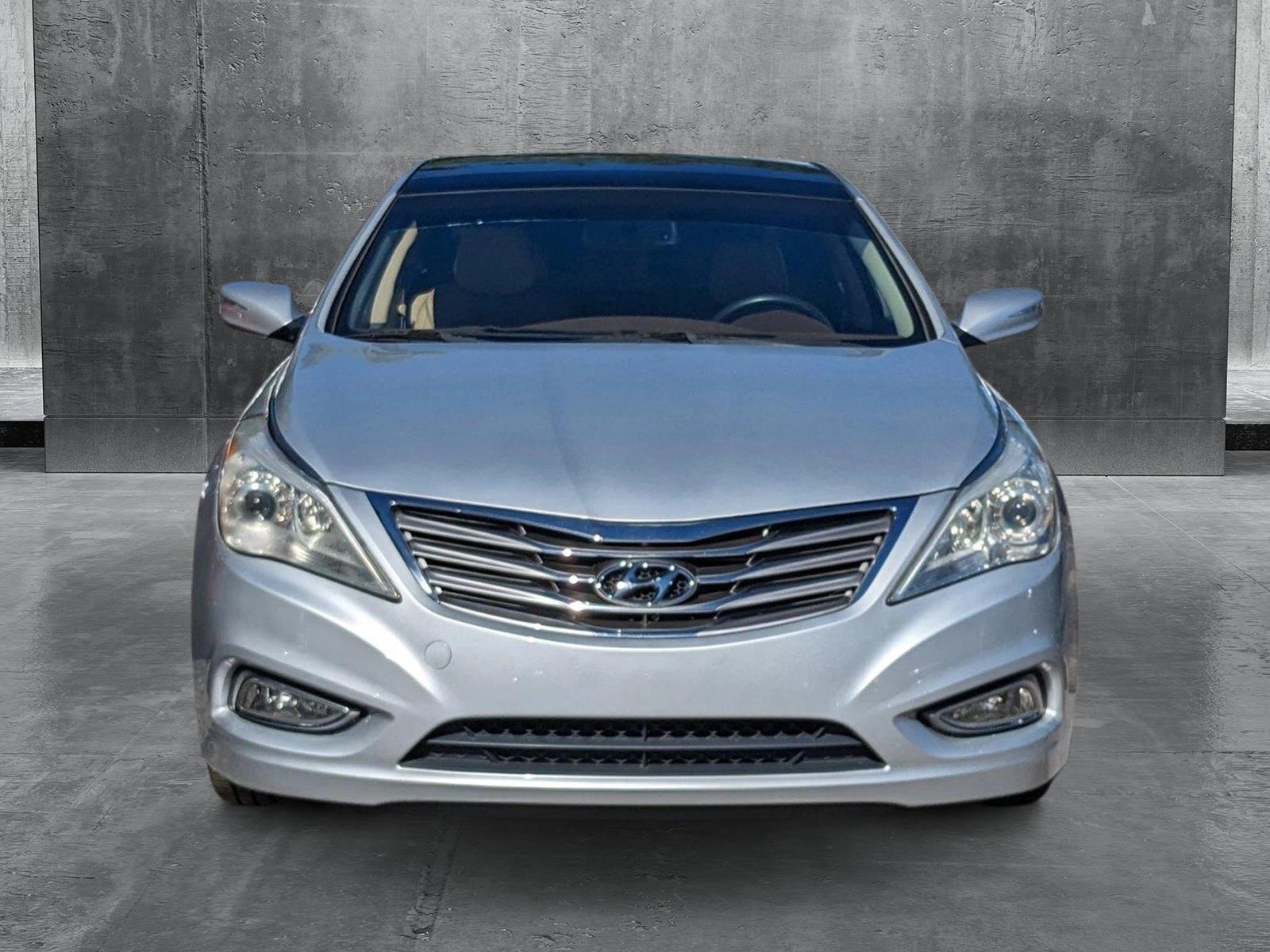 2012 Hyundai AZERA Vehicle Photo in Tampa, FL 33614