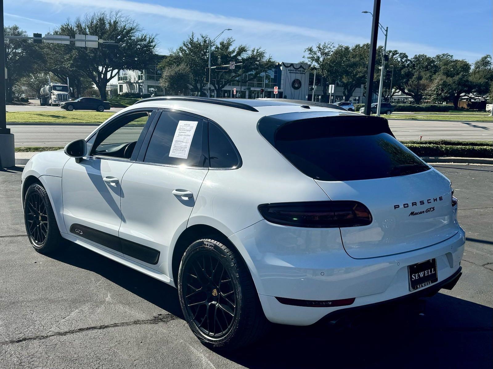 2017 Porsche Macan Vehicle Photo in DALLAS, TX 75209-3016