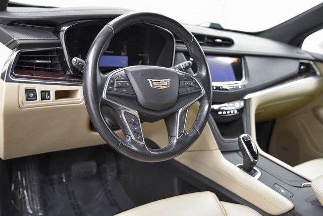 2019 Cadillac XT5 Vehicle Photo in Akron, OH 44320