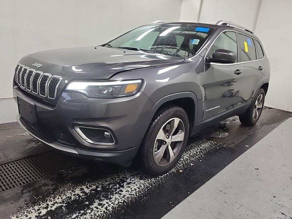 2020 Jeep Cherokee Vehicle Photo in Cedar Rapids, IA 52402