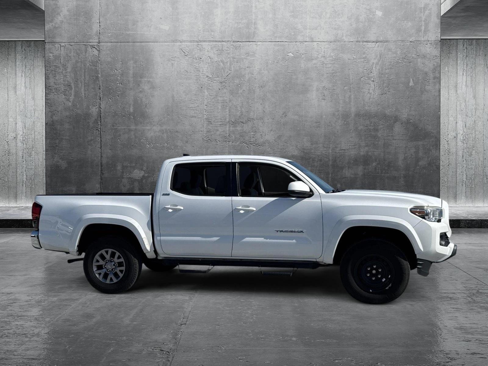 2019 Toyota Tacoma 2WD Vehicle Photo in Ft. Myers, FL 33907