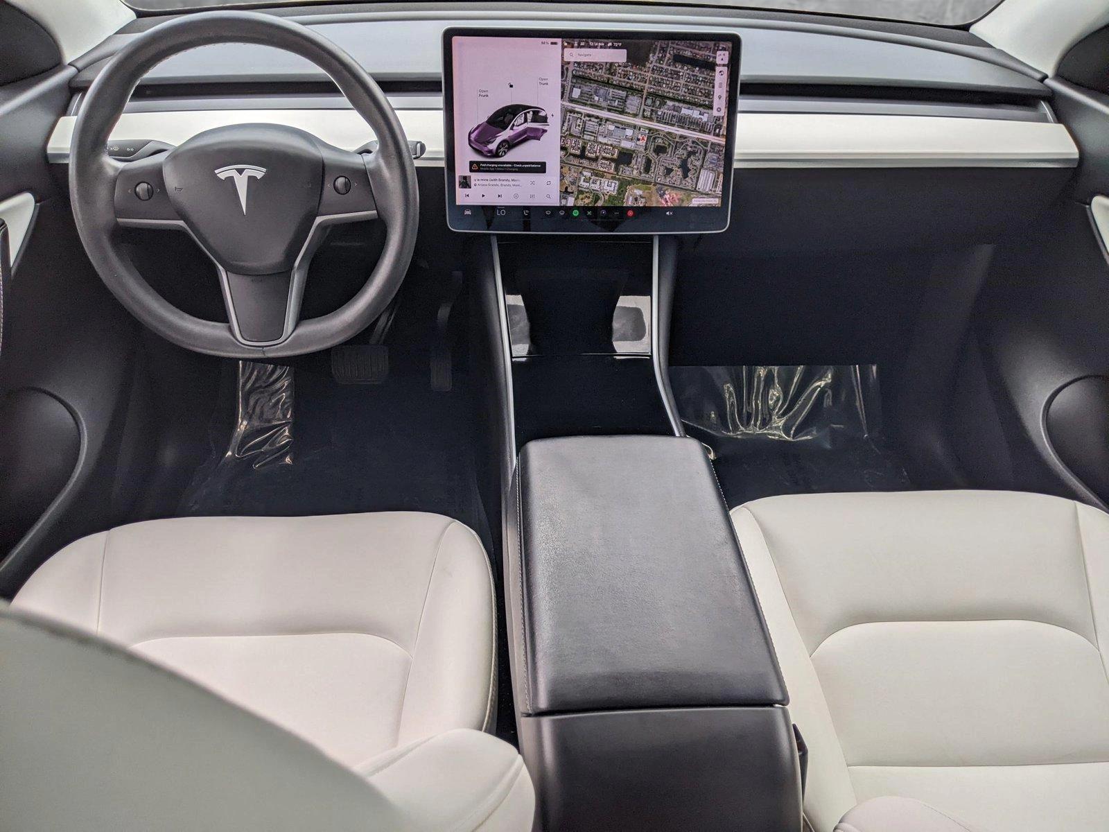 2020 Tesla Model Y Vehicle Photo in PEMBROKE PINES, FL 33024-6534