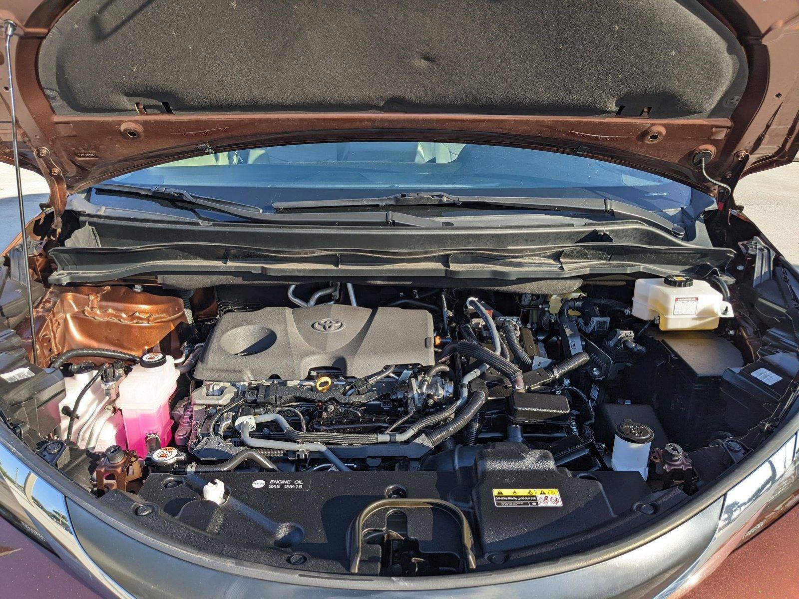 2022 Toyota Sienna Vehicle Photo in Davie, FL 33331