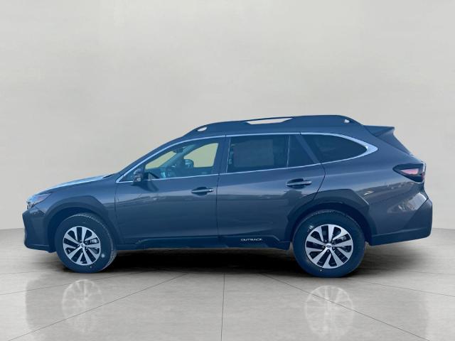 2025 Subaru Outback Vehicle Photo in Green Bay, WI 54304