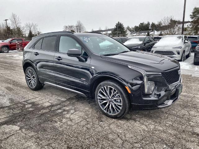 2024 Cadillac XT4 Vehicle Photo in WILLIAMSVILLE, NY 14221-2883