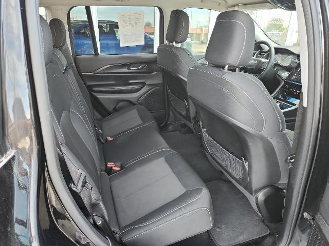 2024 Jeep Grand Cherokee Vehicle Photo in HAYS, KS 67601-1994