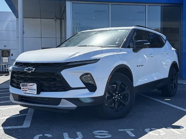 2025 Chevrolet Blazer Vehicle Photo in GARDNER, MA 01440-3110