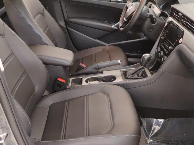 2021 Volkswagen Passat Vehicle Photo in PINEVILLE, NC 28134-8495