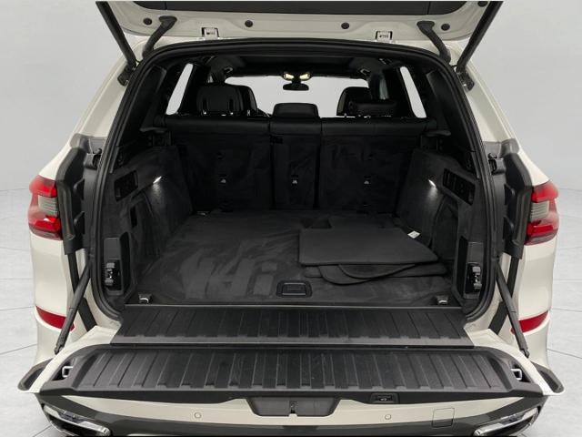 2022 BMW X5 xDrive40i Vehicle Photo in Appleton, WI 54913