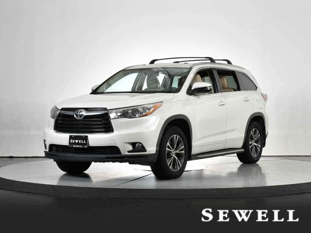 2016 Toyota Highlander Vehicle Photo in DALLAS, TX 75235