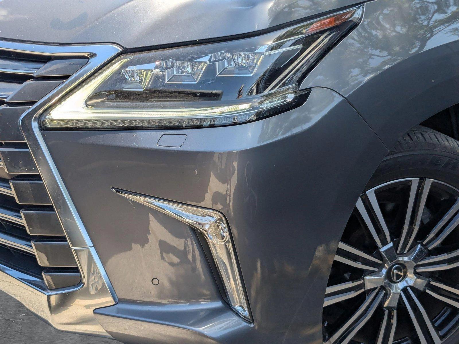 2020 Lexus LX 570 Vehicle Photo in Tampa, FL 33614