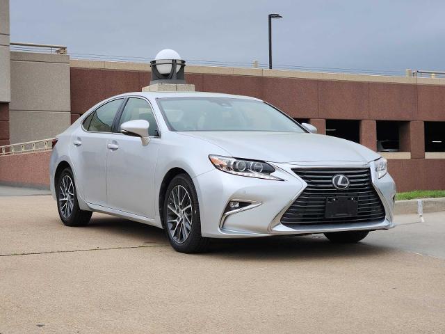 2017 Lexus ES 350 Vehicle Photo in PLANO, TX 75024