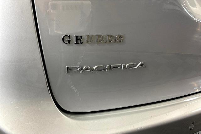 2024 Chrysler Pacifica Vehicle Photo in Tulsa, OK 74129
