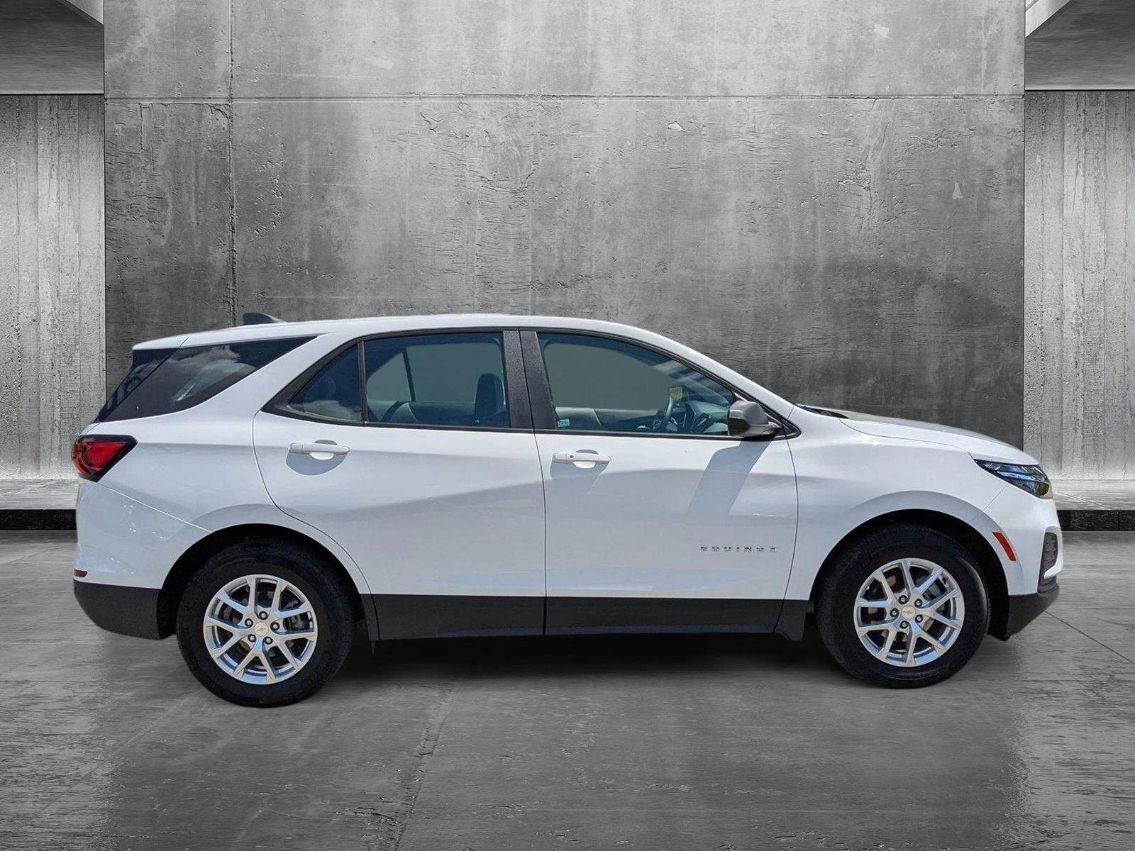 2024 Chevrolet Equinox Vehicle Photo in Miami, FL 33169