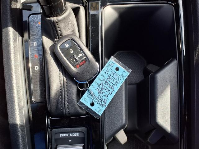 2025 Honda Accord Hybrid Vehicle Photo in Oshkosh, WI 54904