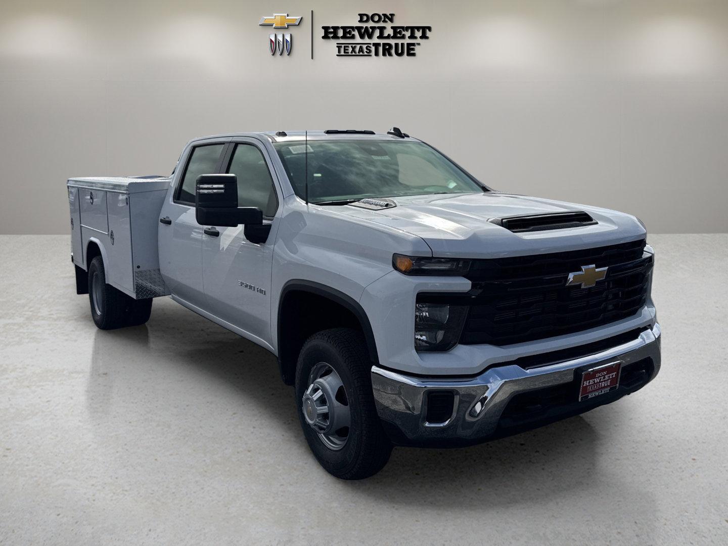 2025 Chevrolet Silverado 3500 HD Chassis Cab Vehicle Photo in GEORGETOWN, TX 78626-7508