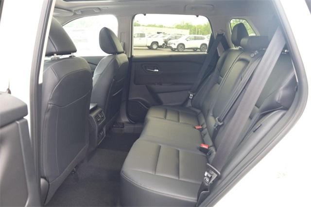 2025 Nissan Rogue Vehicle Photo in Hazelwood, MO 63042