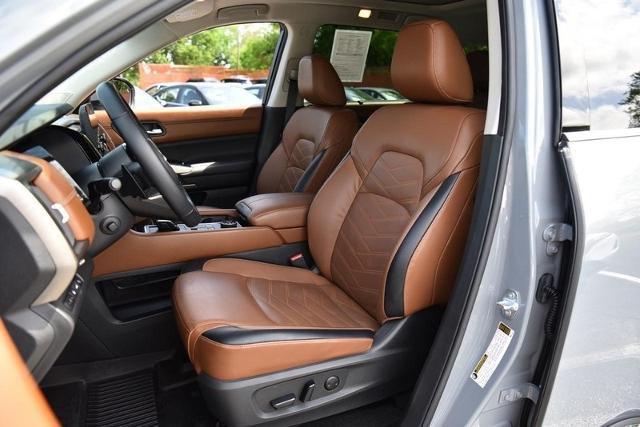 2022 Nissan Pathfinder Vehicle Photo in Ballwin, MO 63011