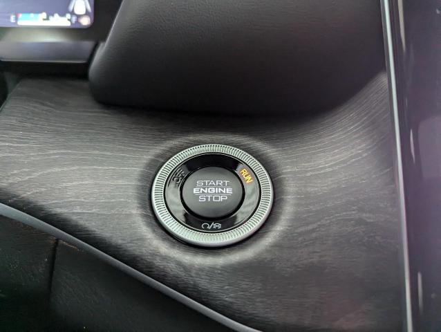 2025 Jeep Grand Cherokee L Vehicle Photo in Oshkosh, WI 54901